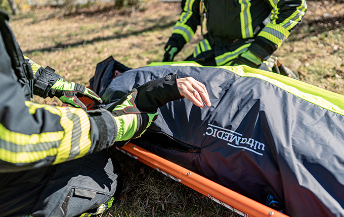 ultraTHERM Schutzhülle G mit Gurtschlitzen