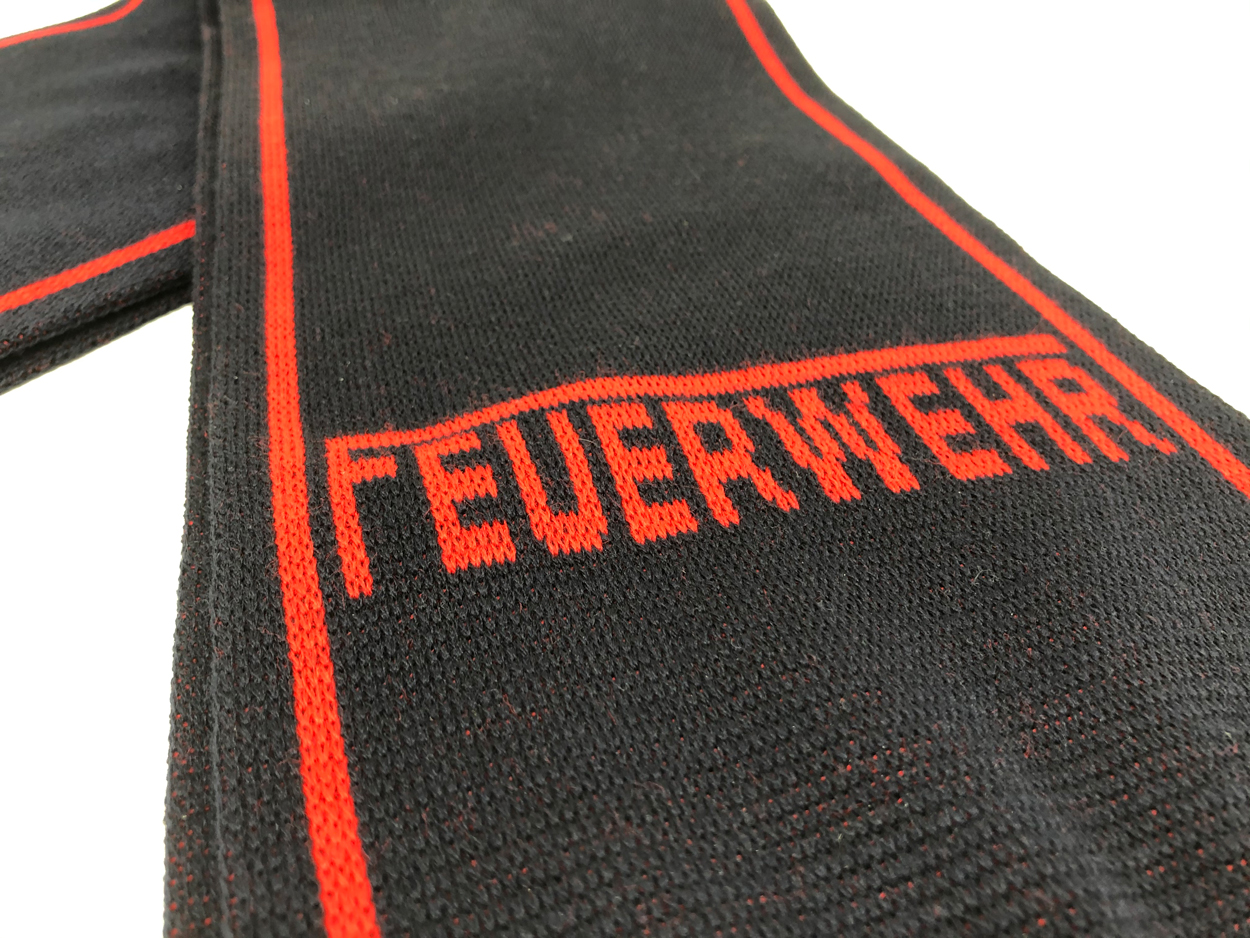 Strickschal Feuerwehr